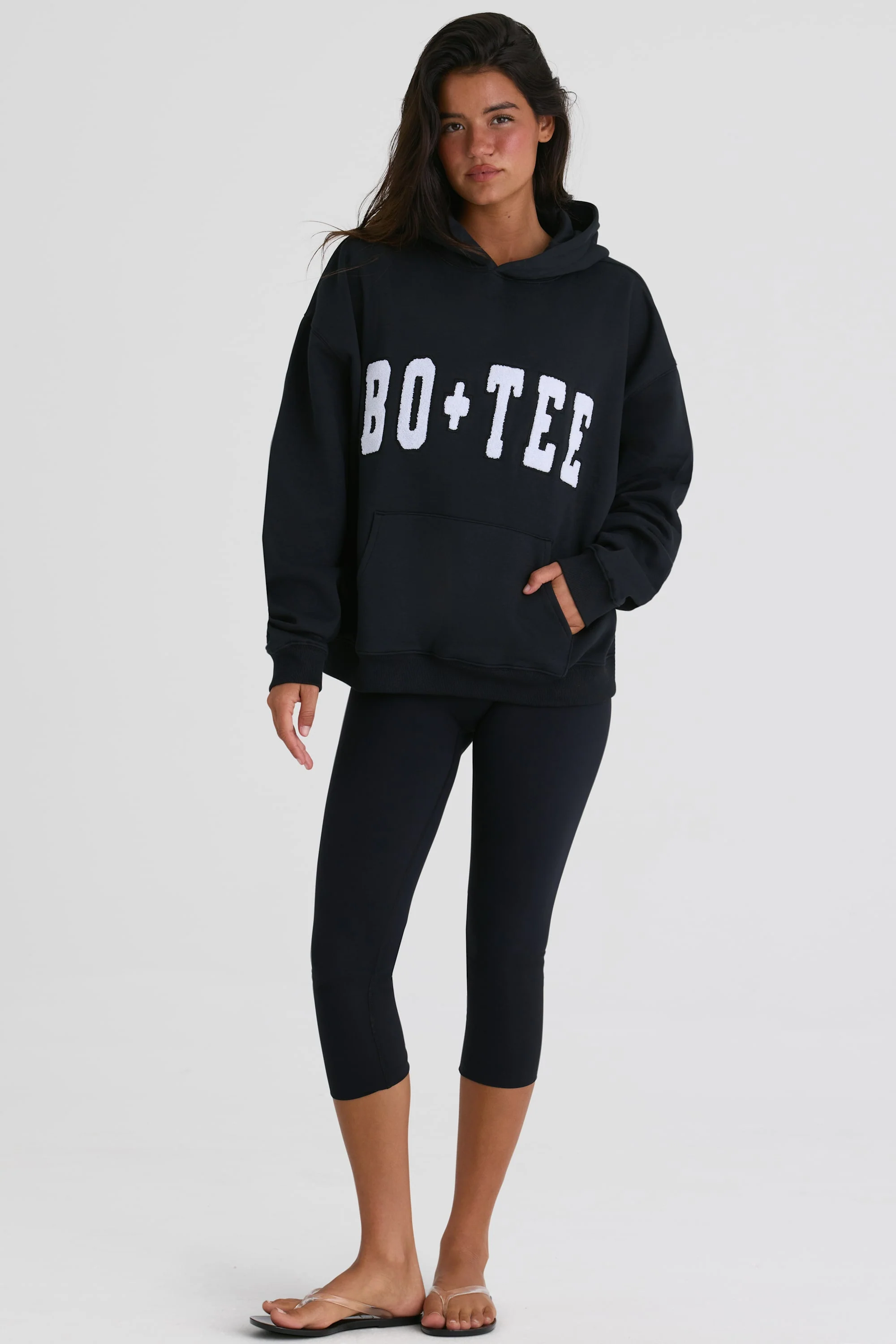 Oversized Hoodie in Black - Image 4