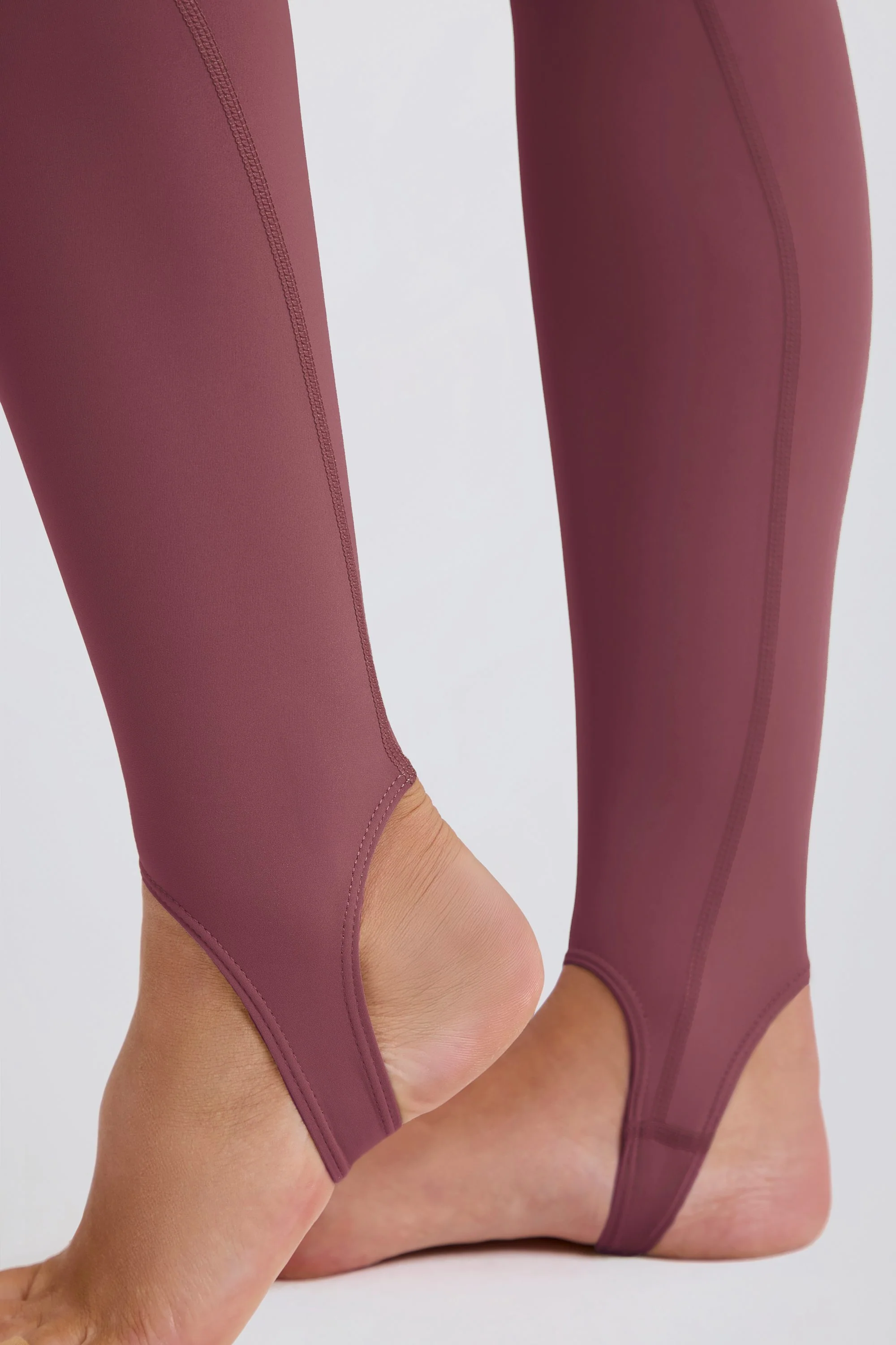 Foldover Mid-Rise Stirrup Leggings in Acai - Image 6