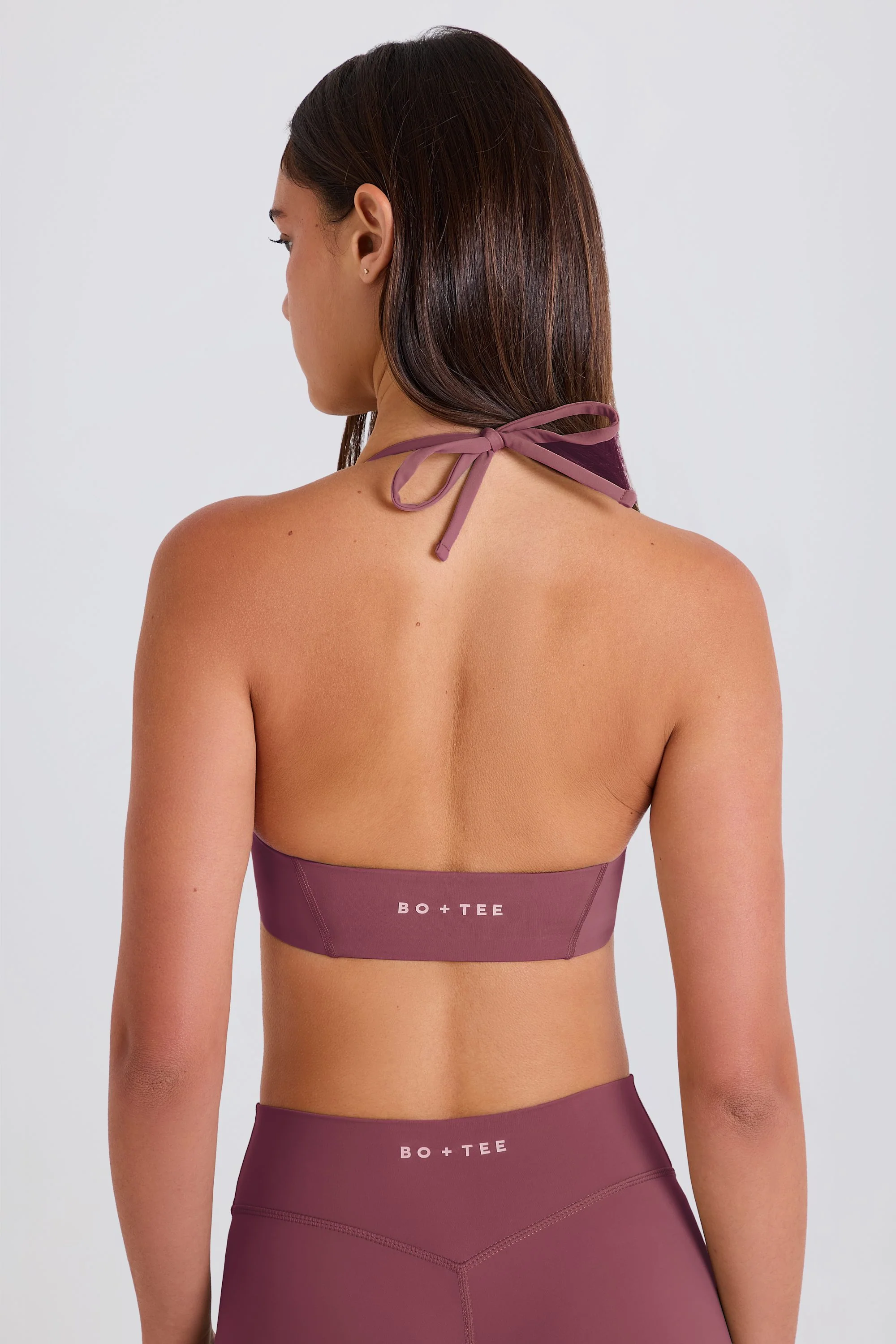 Four-Way Stretch Scoop-Neck Halterneck Sports Bra in Acai - Image 4