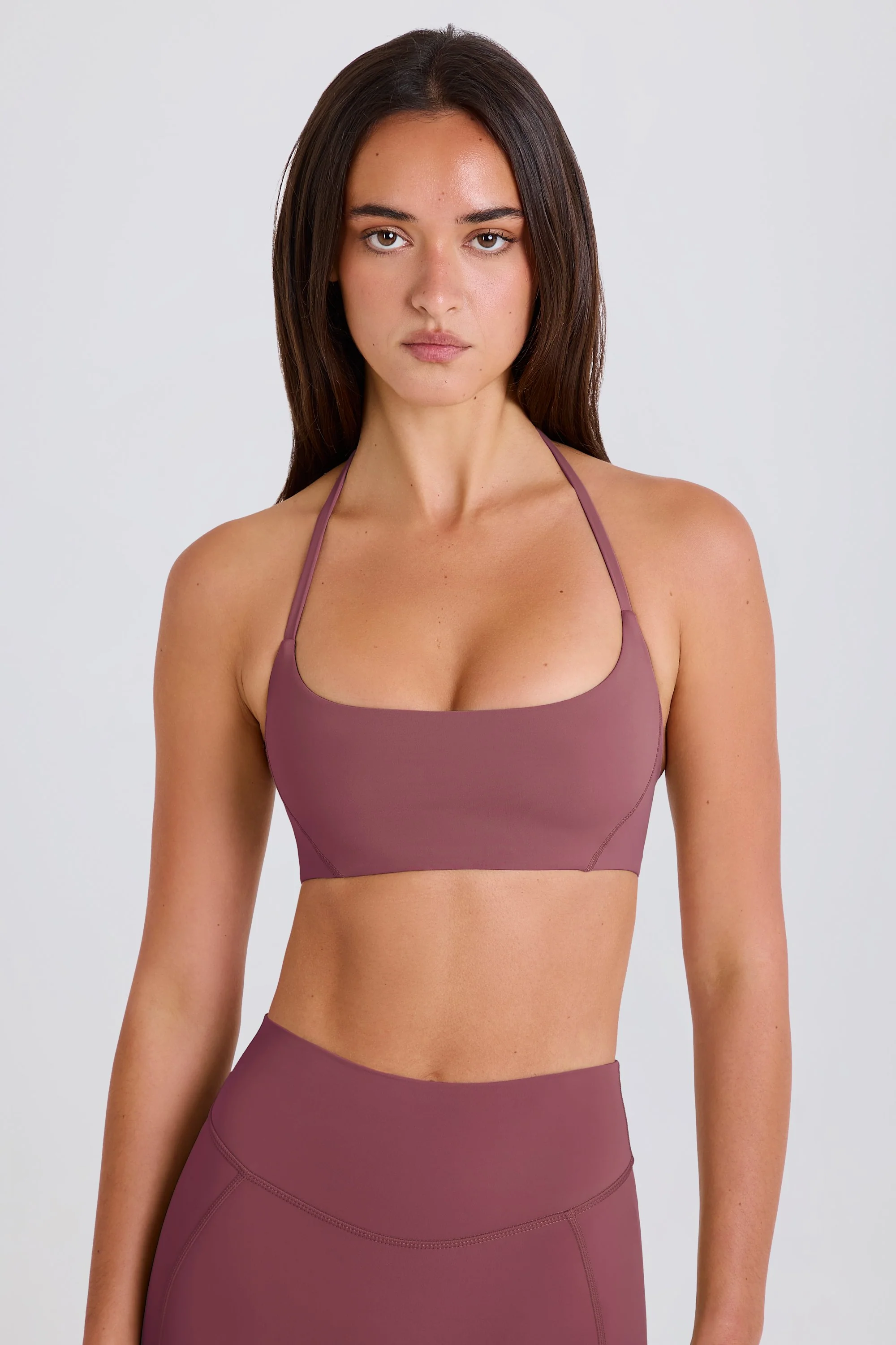 Four-Way Stretch Scoop-Neck Halterneck Sports Bra in Acai - Image 5